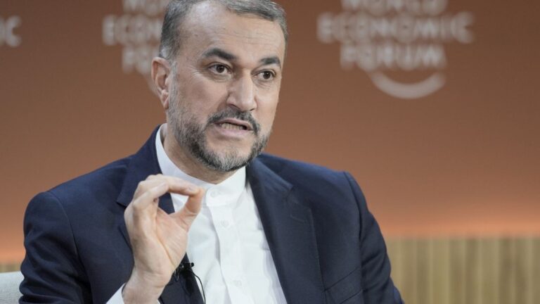 Karşılıklı saldırıların ardından İran Dışişleri Bakanı Pakistan’a gidiyor