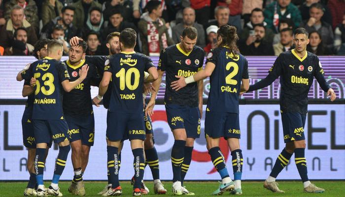 Zirve yeniden Sarı-Lacivert! Fenerbahçe Antalyaspor’u 2-0 mağlup ederek liderliği Galatasaray’dan geri aldıSüper Lig