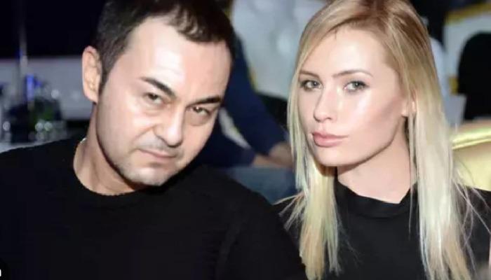 Chloe Loughnan ile Serdar Ortaç’ın düğün davetiyesi bit pazarında ortaya çıktı! Sosyal medyanın diline düştüler