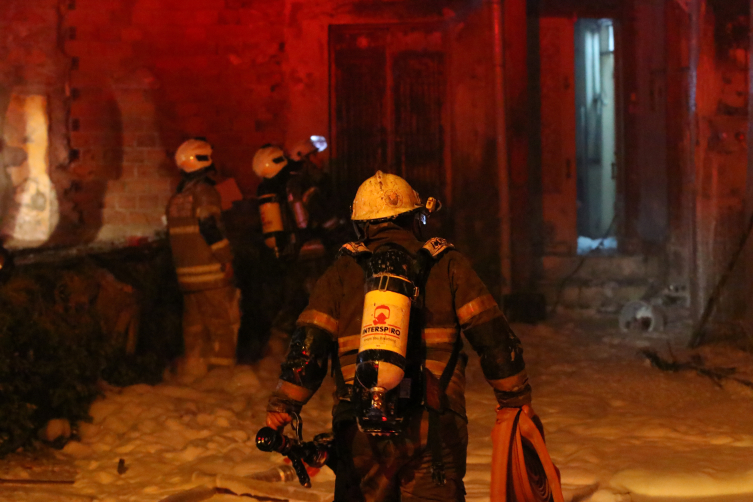 İzmir'de tekstil atölyesinde yangın