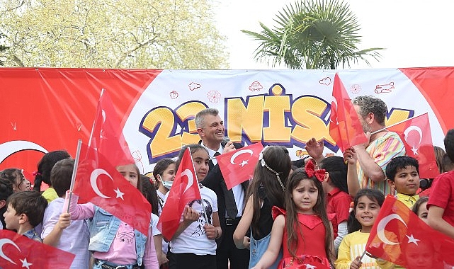 Gölcük Belediye Başkanı Ali Yıldırım Sezer, 23 Nisan Ulusal Egemenlik ve Çocuk Bayramı münasebetiyle bir mesaj yayınladı – GÜNDEM