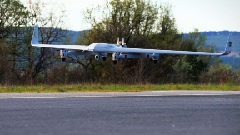 Bayraktar KALKAN DİHA’nın testleri başarıyla sürüyor