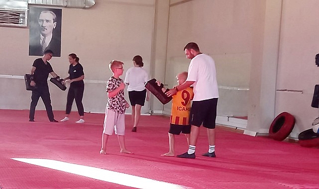 Çiğli Belediyesi’nden Öz Savunma Eğitimi – EĞİTİM