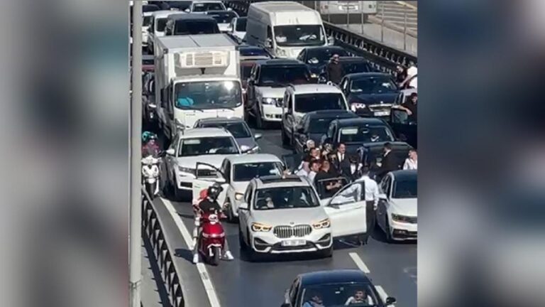İstanbul’da düğün konvoyu yaparak trafik akışını engelleyen 5 kişi yakalandı