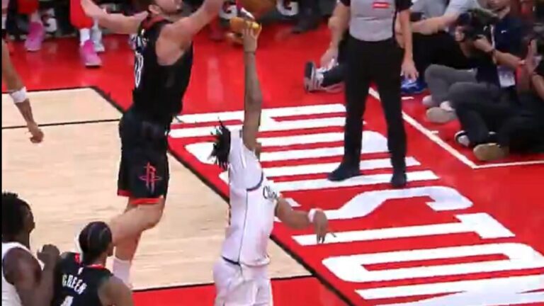 Alperen Şengün'ün önünde smaç üstüne blok! İşte o inanılmaz anlar… | Video Haberleri – En güncel NBA haberleri