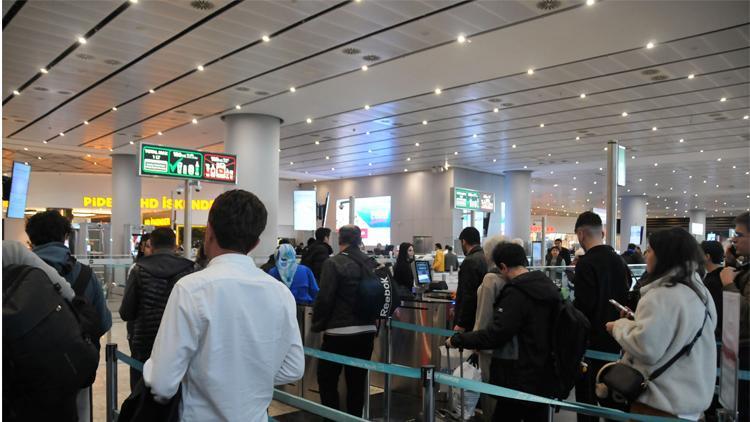 Havalimanlarında bayram yoğunluğu – Bigpara Haber