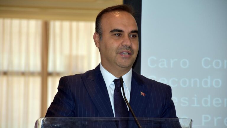 Savunma sanayinde yerlilik ve millilik Türkiye için mutlak bir zorunluluk