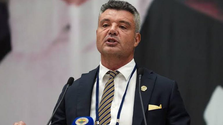 Sadettin Saran imaj değişikliğine gitti! Yeni hali sosyal medyada gündem oldu